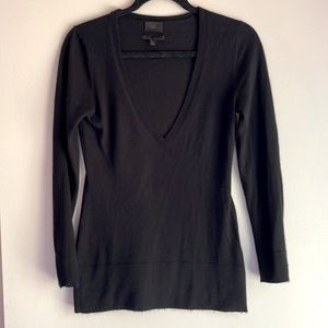 Black cashmere women’s v-neck sweater, Banana Republic, size XS